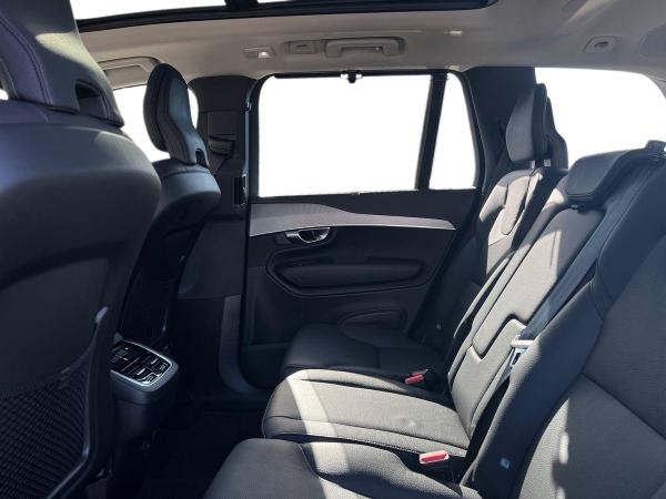 Volvo XC90 Photo autoimg-d825b3c28f635126d0bd67317e92d5a7da075051.jpg