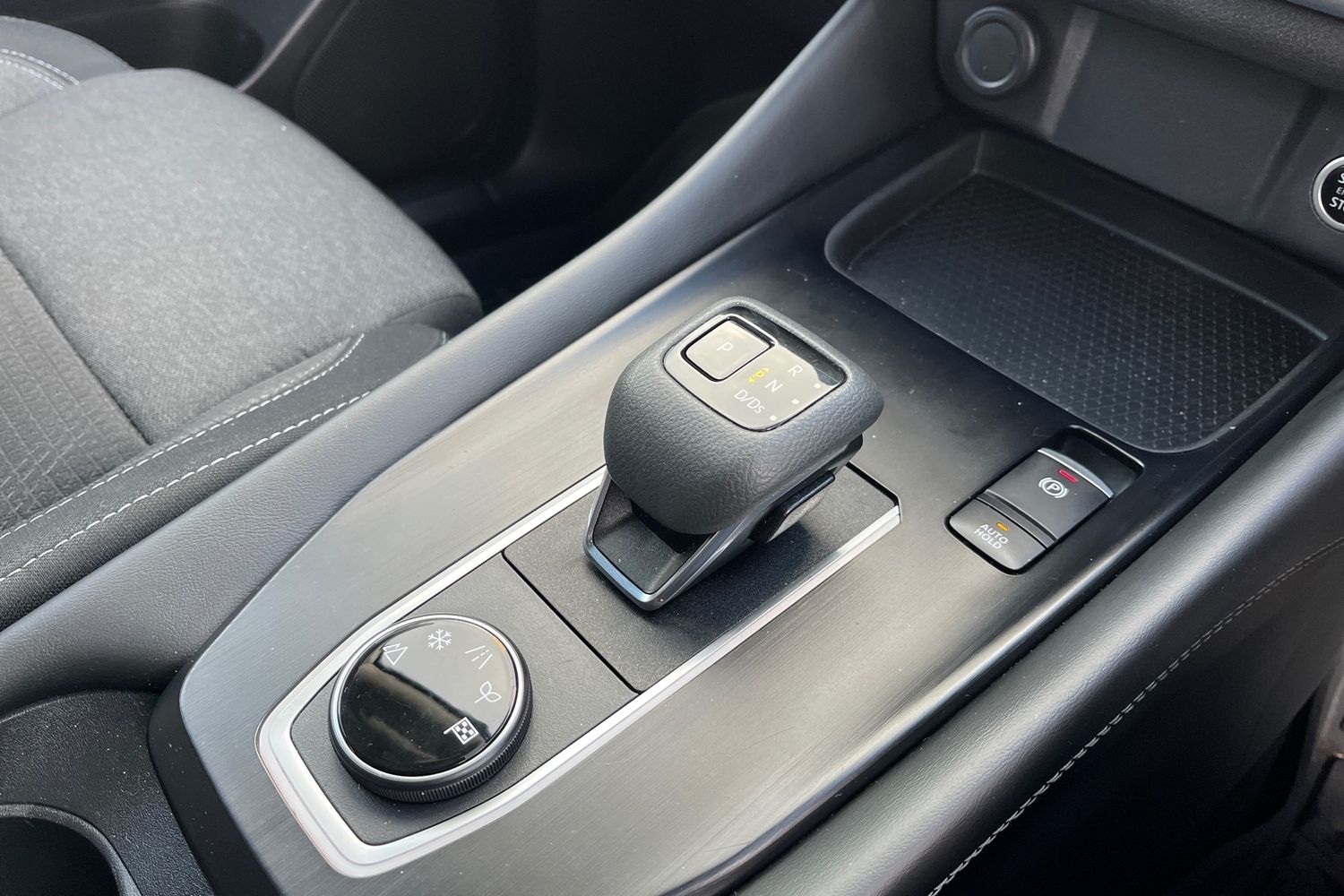 Nissan QASHQAI Photo 35