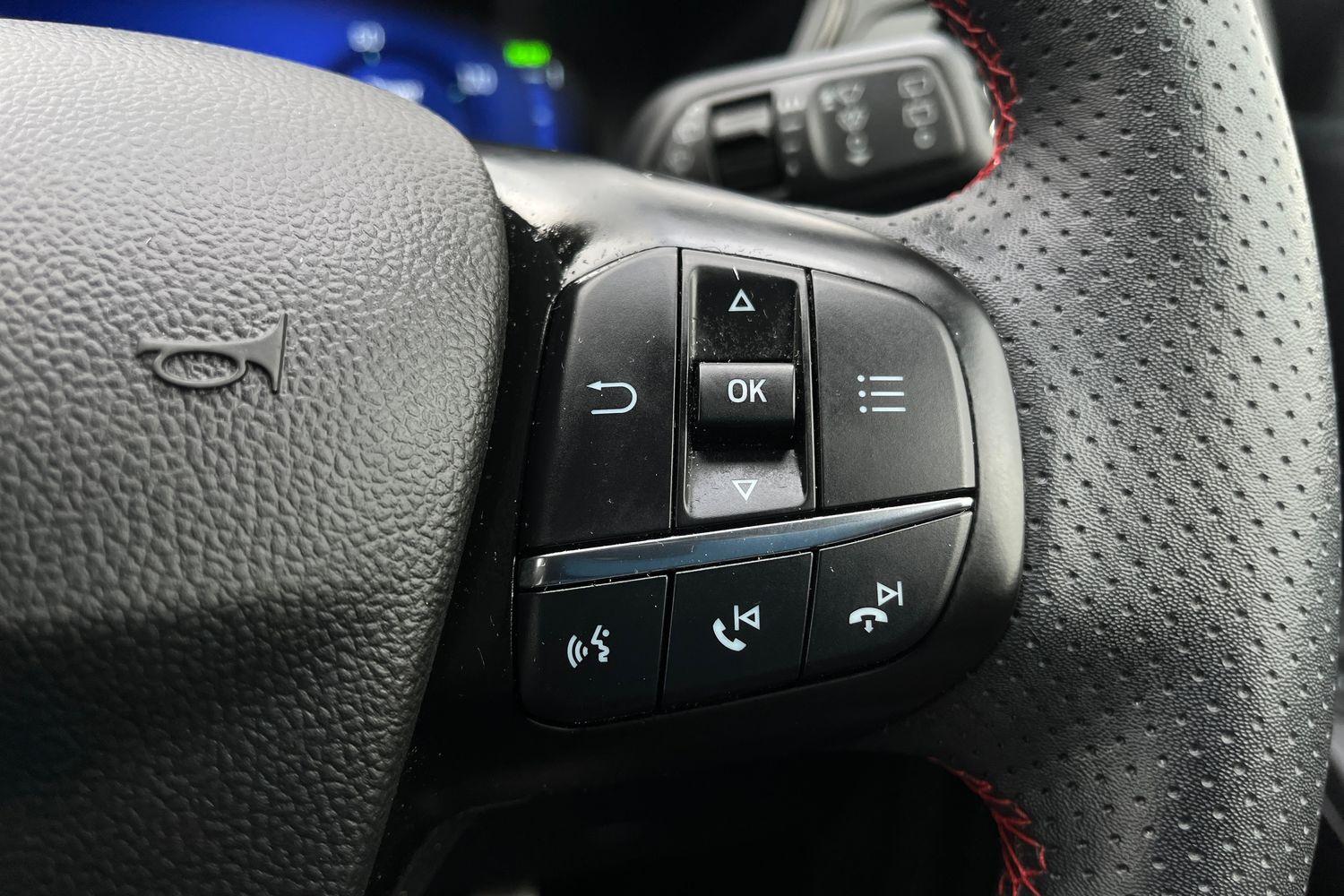 Ford KUGA Photo 29