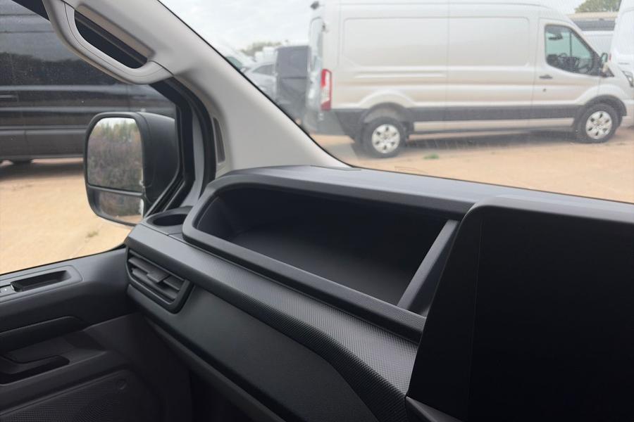 Ford TRANSIT CUSTOM Photo autoimg-d831d1a14235bc0e445c96dbe0639330d713022b.jpg