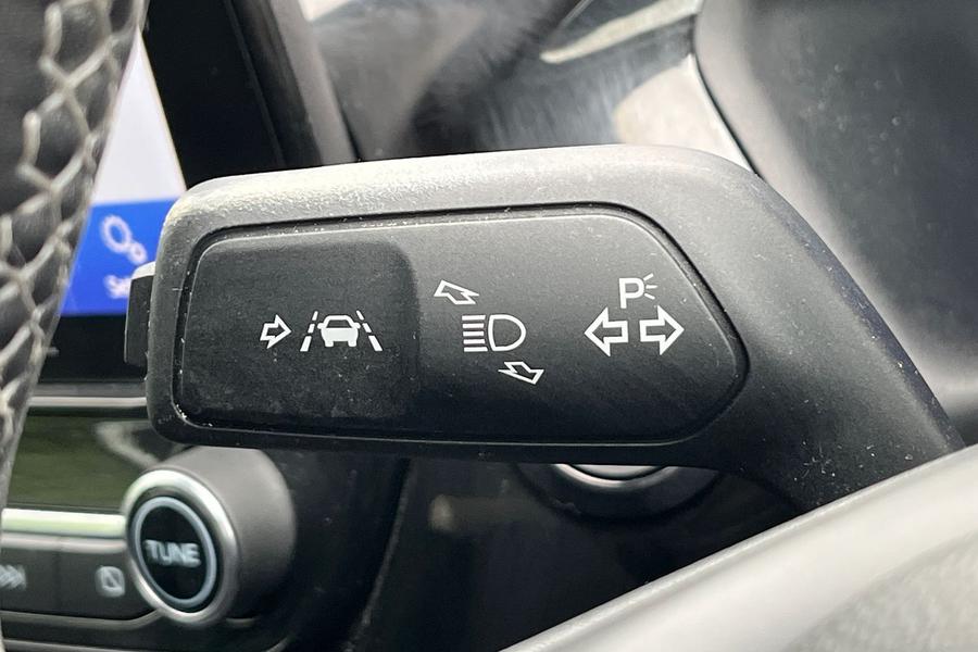 Ford Fiesta Photo autoimg-d833147aa8837d7841b81c8cc22f4f014a369c01.jpg