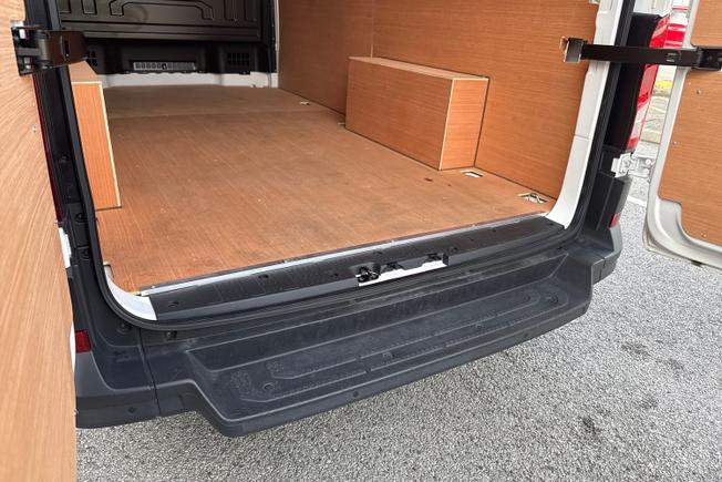 Volkswagen Crafter Photo 35