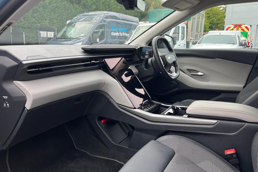 Ford Explorer Photo autoimg-d8351374565f6789d9e5113bd6241624eda744d2.jpg