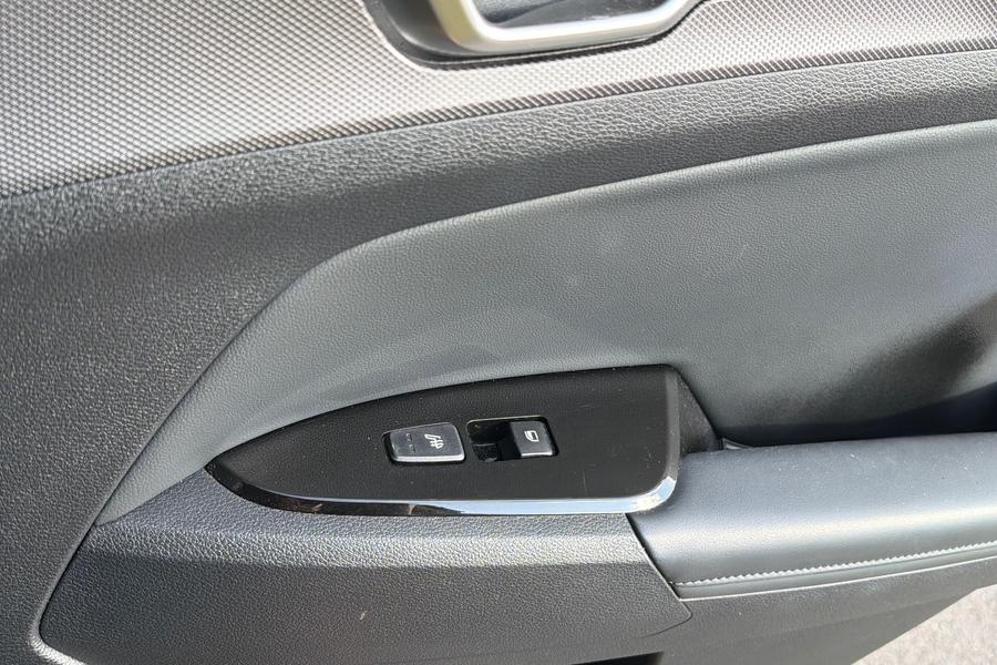 Kia SPORTAGE Photo autoimg-d83bb7f216647478de12ae08da24aa687ea866cc.jpg