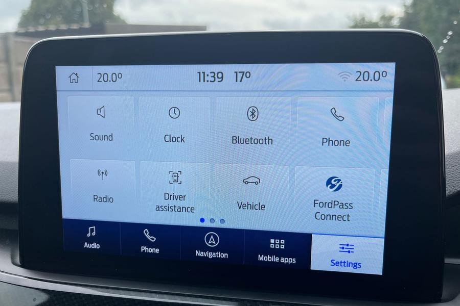 Ford KUGA Photo autoimg-d83d8bc5403b71f4bfb03e2961ab1bc6c828c3e7.jpg