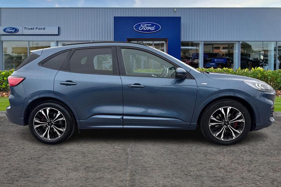 Ford KUGA Photo autoimg-d83dd81f579b0354cd3d4df0e180ba8cffd204a9.jpg