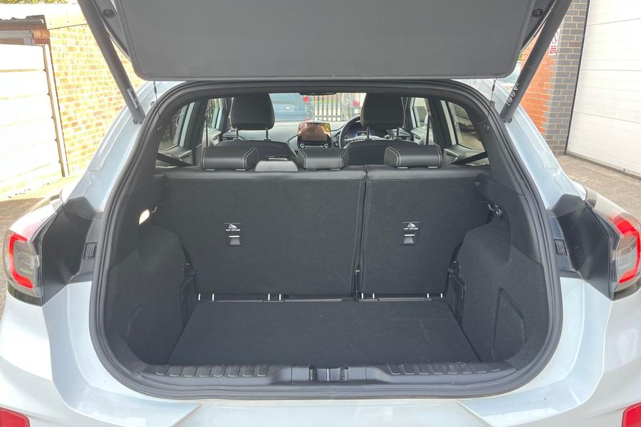 Ford PUMA Photo autoimg-d83f8a475ec599025439a0e6e78c280bc6ae4619.jpg