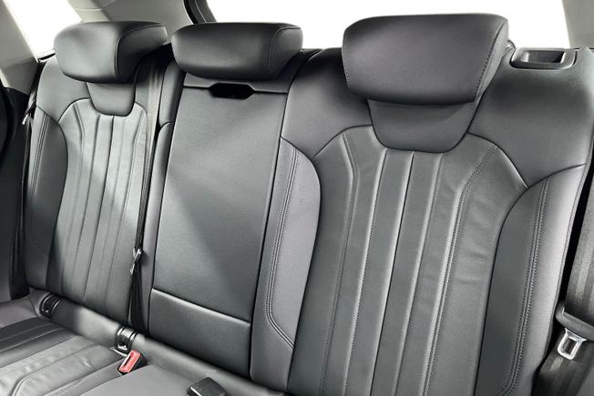 AUDI Q5 Photo 9