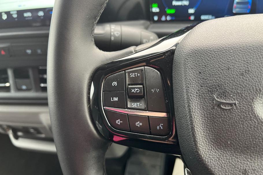 Used Ford TRANSIT CUSTOM WO25URR 31