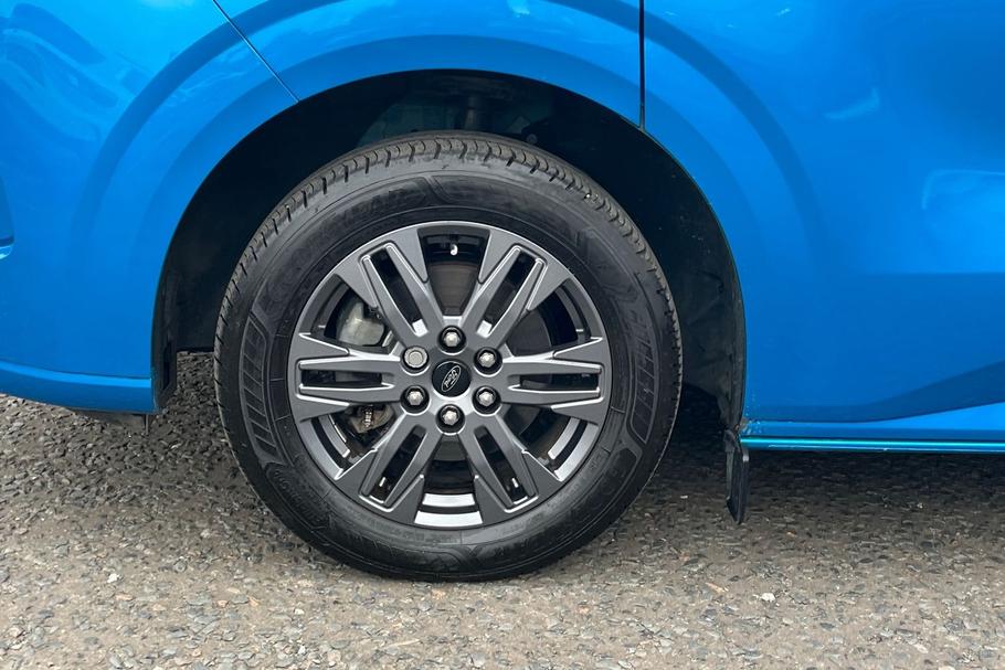 Used Ford E-TRANSIT CUSTOM 8