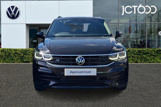 VOLKSWAGEN Tiguan Photo 8