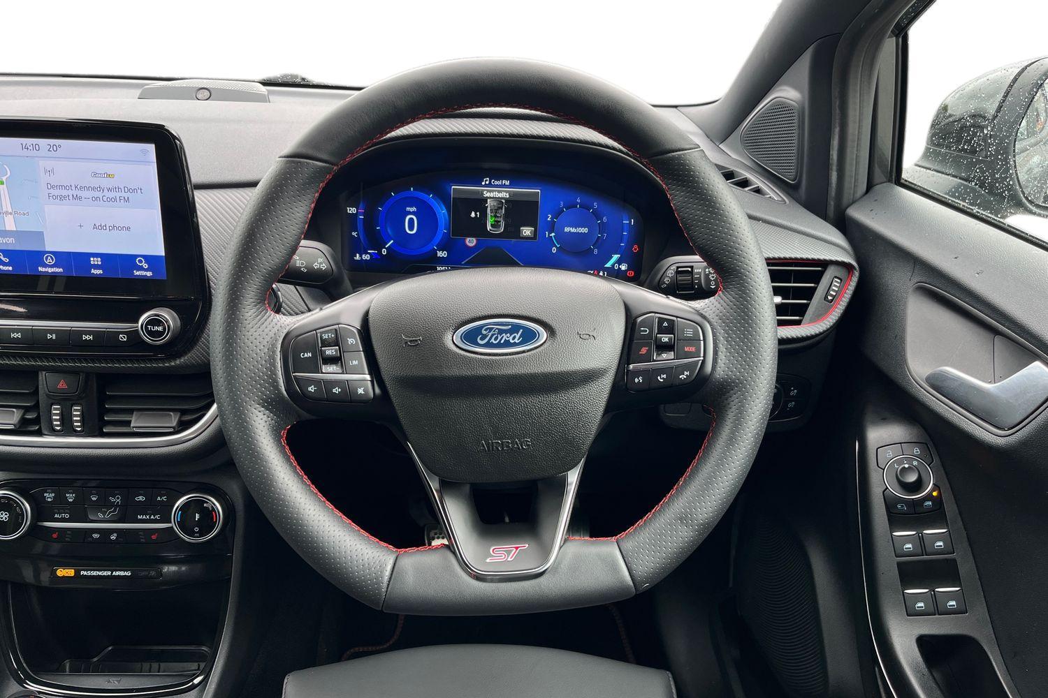 Ford PUMA Photo 10