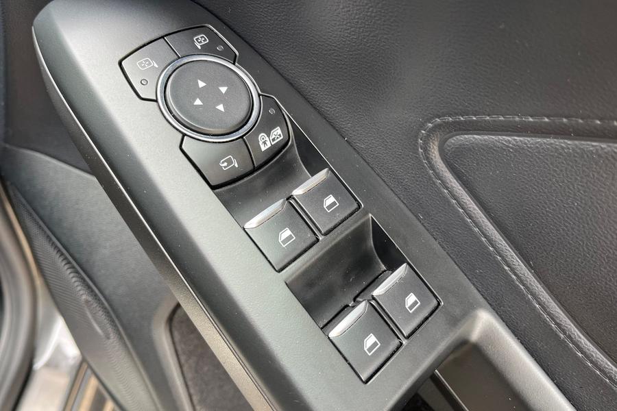 Ford Focus Photo autoimg-d84a1f6881688c8bfdb582e371fac23b9821e06f.jpg
