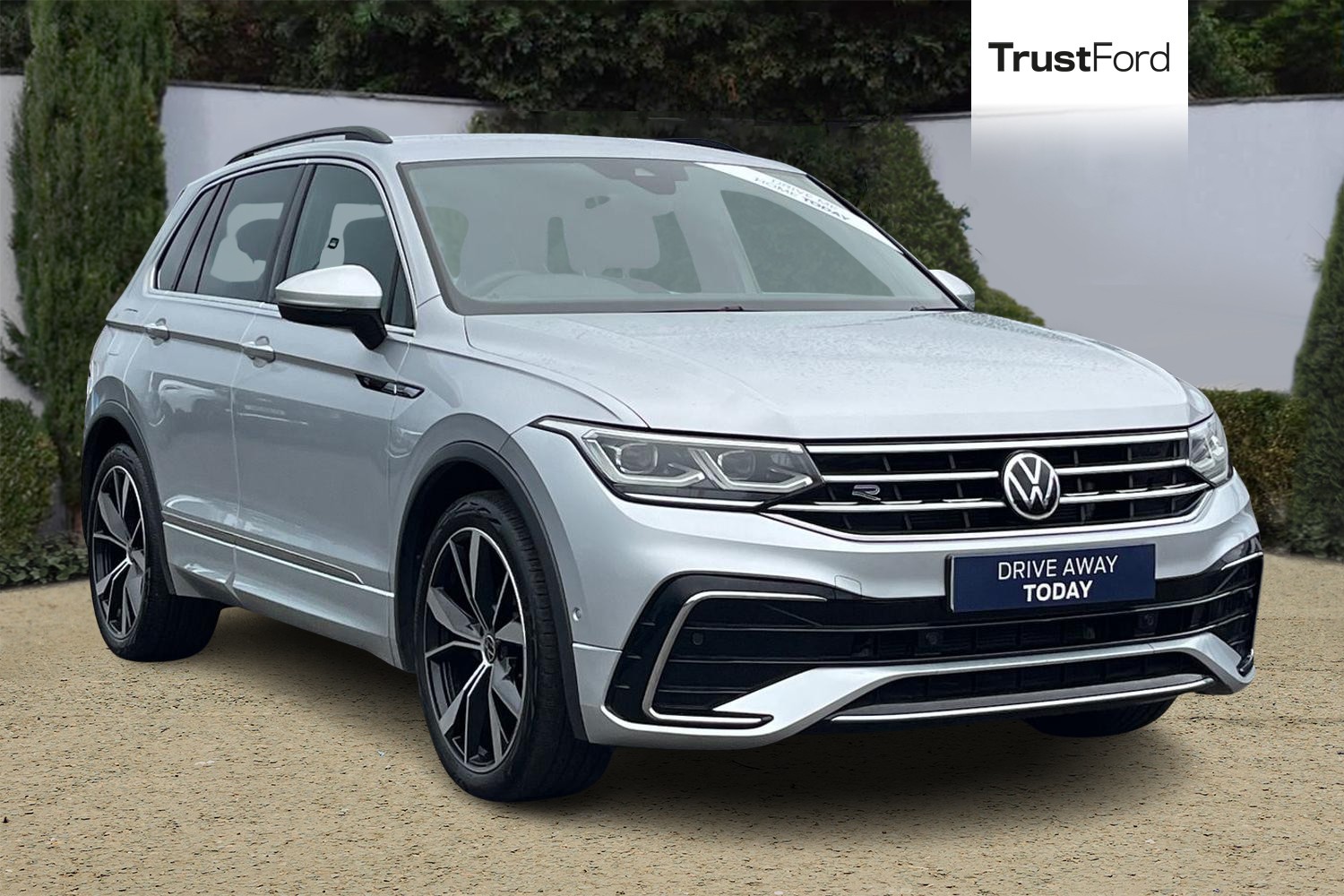 Volkswagen TIGUAN Photo 0