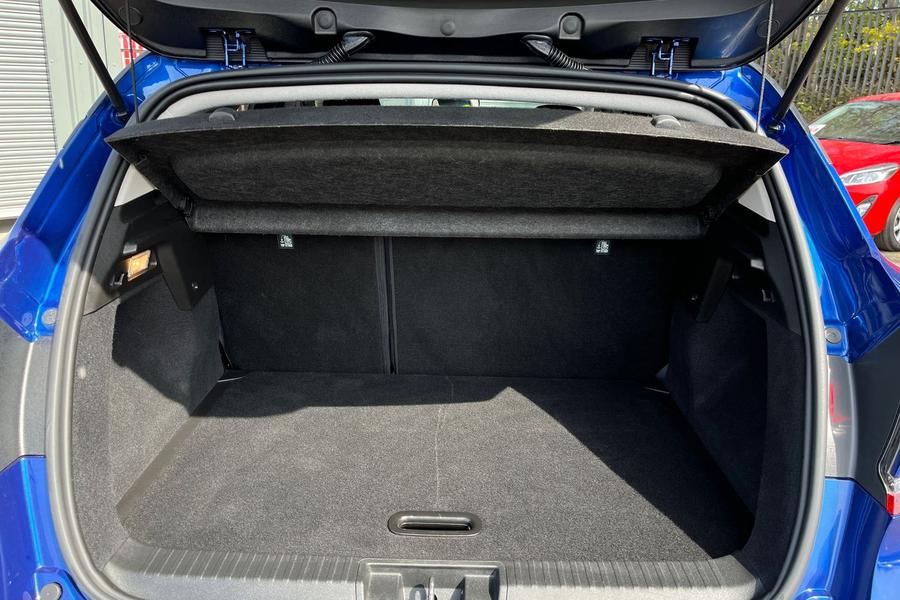 Renault CAPTUR Photo autoimg-d850d98f5de7d4d6fec0f18608b81129d402df1f.jpg