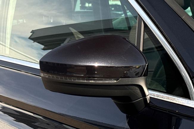 VOLKSWAGEN Tiguan Photo 20