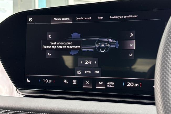 AUDI A6 E-Tron Avant Photo 28