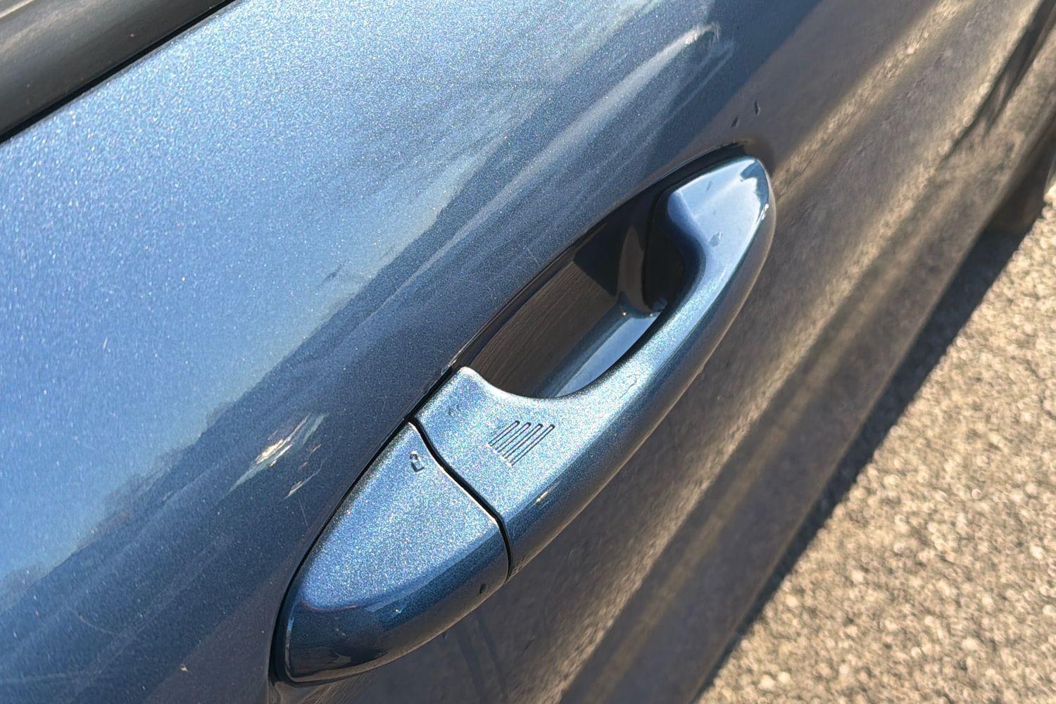 Ford FIESTA Photo 24