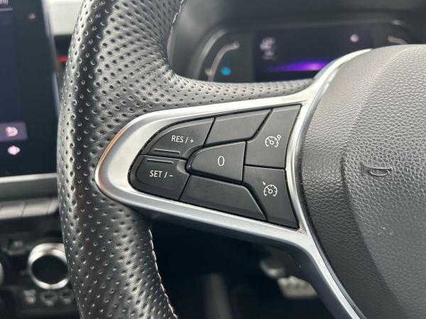 Renault Clio Photo autoimg-d85d7715dfaf6a07ce4846ad35197d6362310e9c.jpg