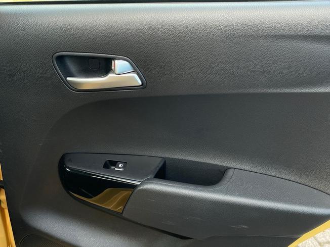 KIA Picanto Photo 31
