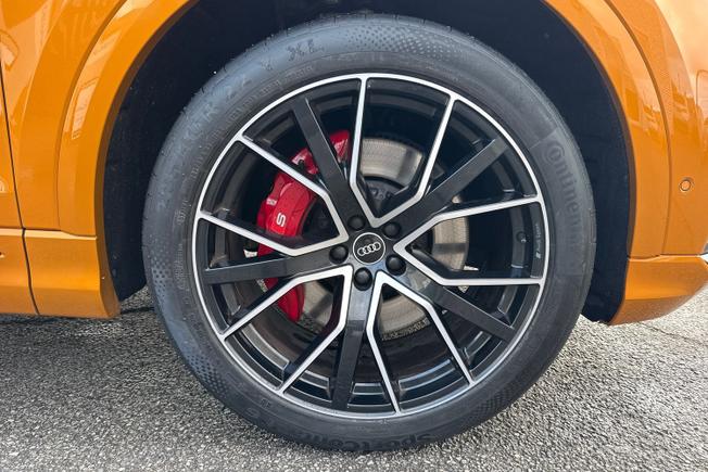 Audi SQ8 Photo 5
