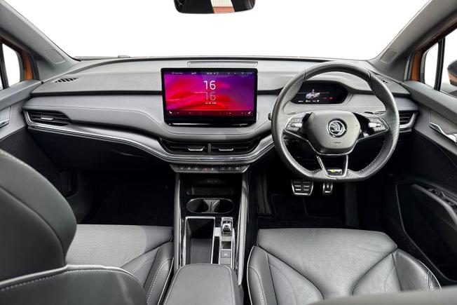 ŠKODA Enyaq Photo 10
