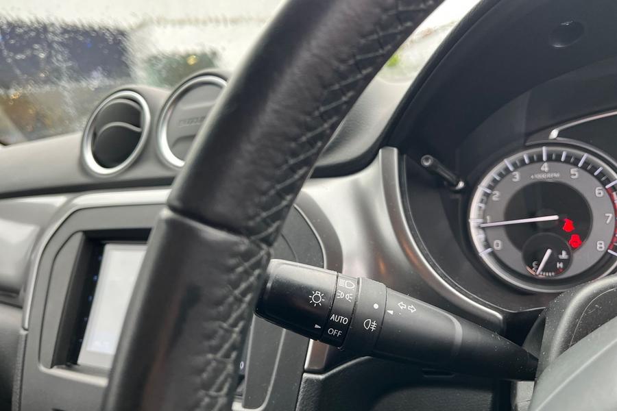 Suzuki Vitara Photo autoimg-d865f472d968156d0d8bba285adf743860b94c4b.jpg
