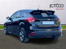 FORD Focus Photo 3