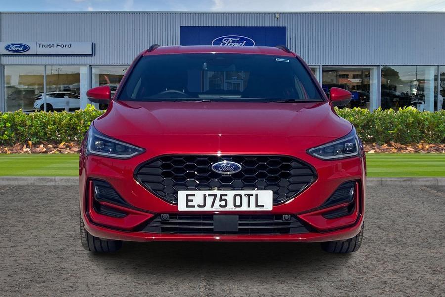 Ford FOCUS Photo autoimg-d86de3730f82f7f2334553fe5cac49b70e8cfd68.jpg