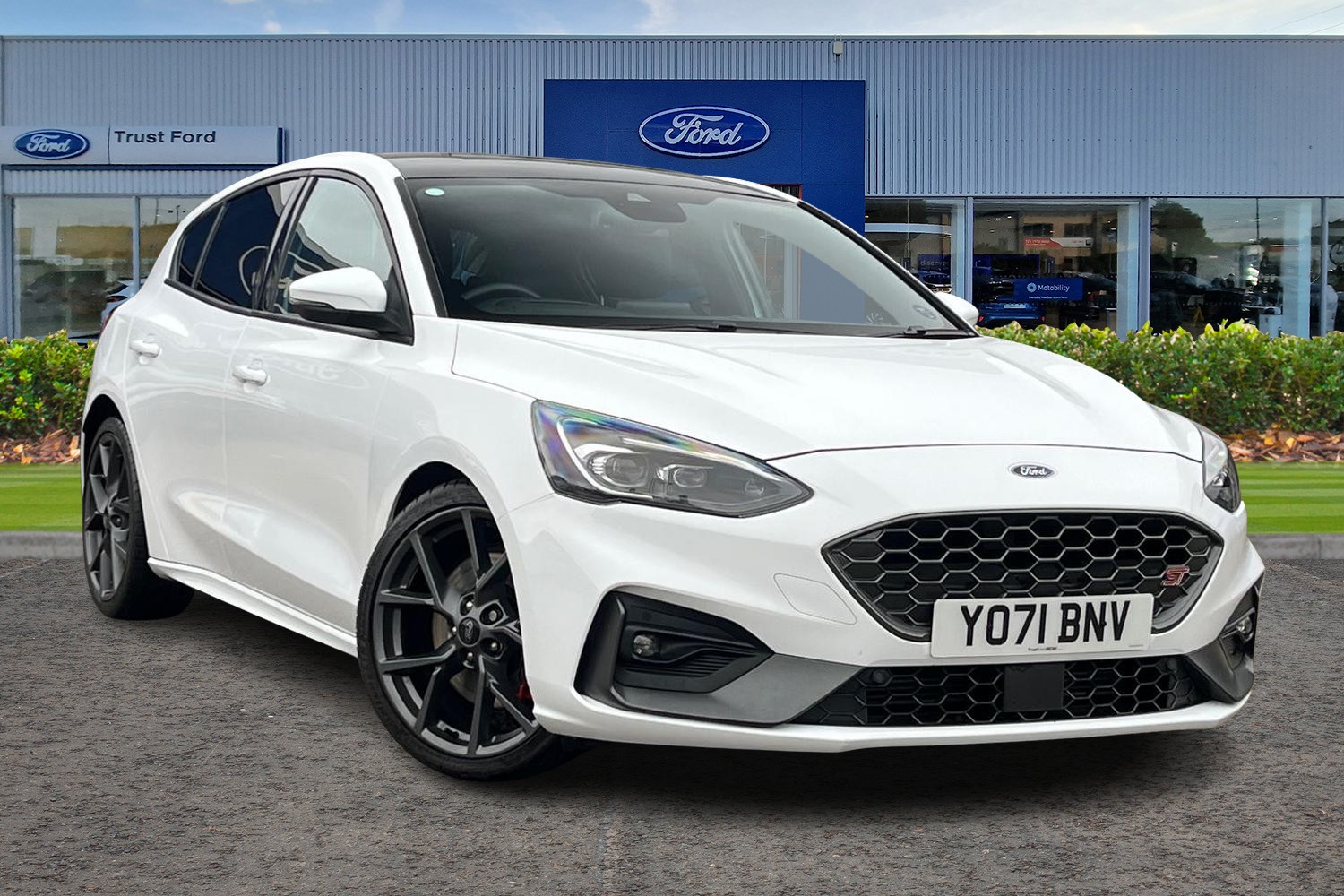 Ford FOCUS Photo 0