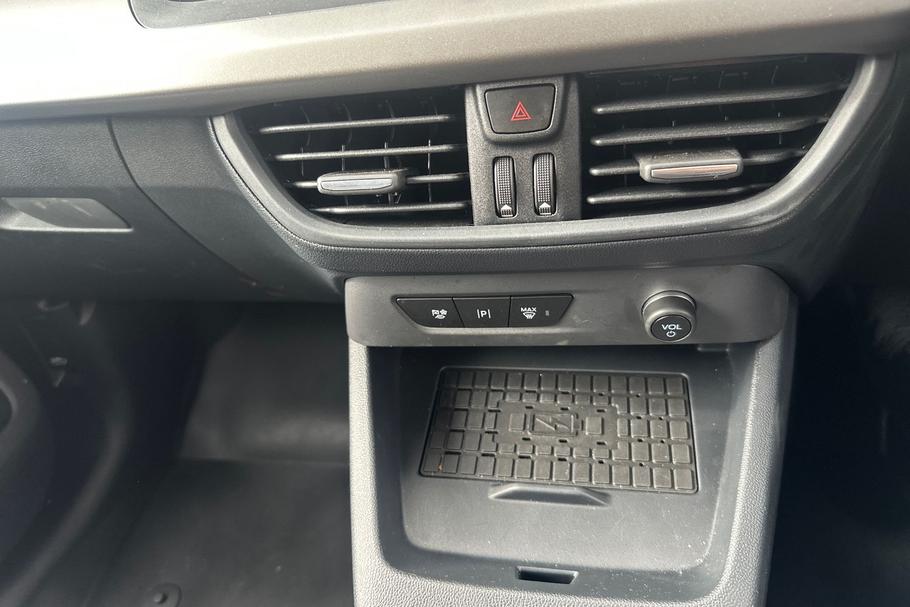 Used Ford E-TRANSIT COURIER 23