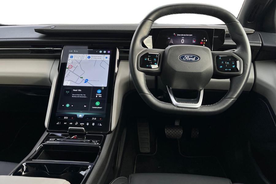 Ford Explorer Photo autoimg-d874a066e0a1f0159e79d57e0dbb327e52c19bfd.jpg