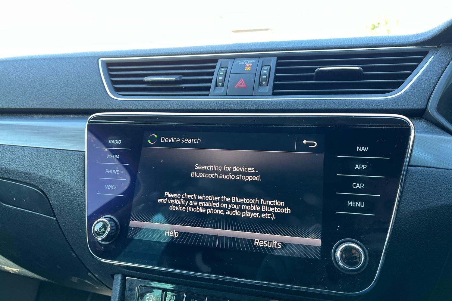 Skoda SUPERB Photo 31