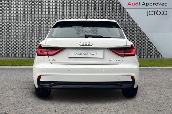 AUDI A1 Photo 7