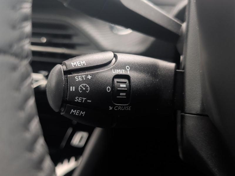 Used Peugeot 2008 MA74AHD 38