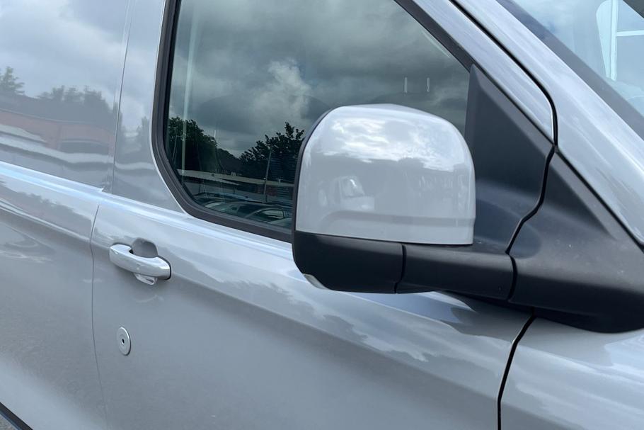 Used Ford TRANSIT CUSTOM WN75CVF 23
