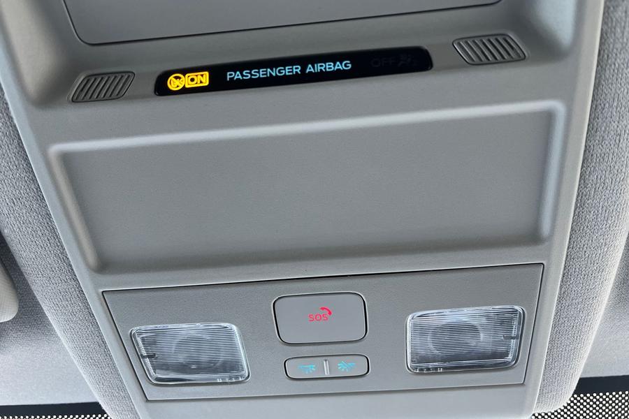 Ford E-TRANSIT CUSTOM Photo autoimg-d8867927811e5d760a35d1f480b1d116a29cebd7.jpg