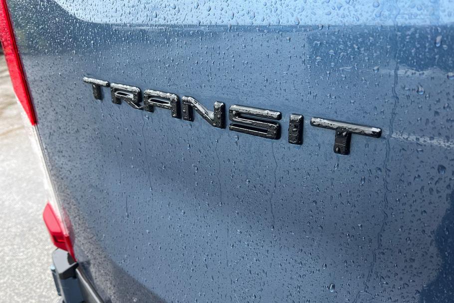 Used Ford TRANSIT WV75VRP 18