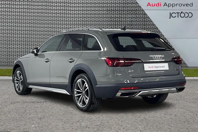 AUDI A4 Allroad Photo 3