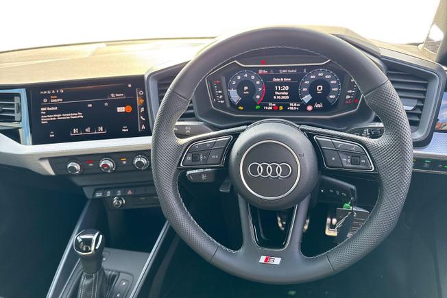 AUDI A1 Photo 11
