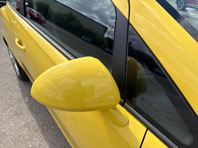 VAUXHALL Corsa Photo 20