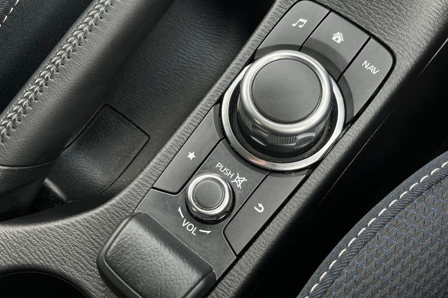 Mazda Mazda2 Photo autoimg-d898444fbb54e48d7c1e9fed8415c27646489083.jpg