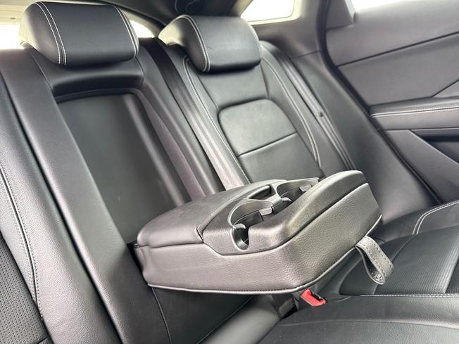 JAGUAR E-Pace Photo 25
