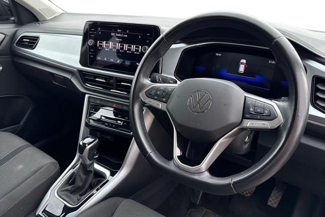 VOLKSWAGEN T-Roc Photo 6