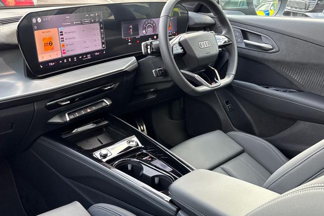 AUDI Q3 Photo 26