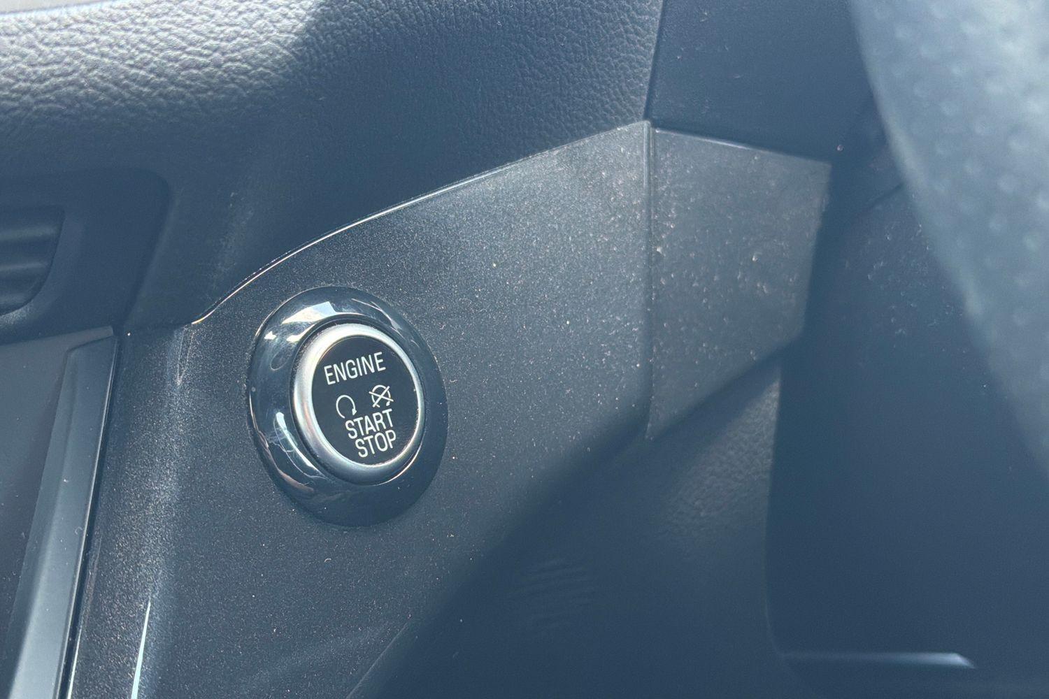 Ford KUGA Photo 27