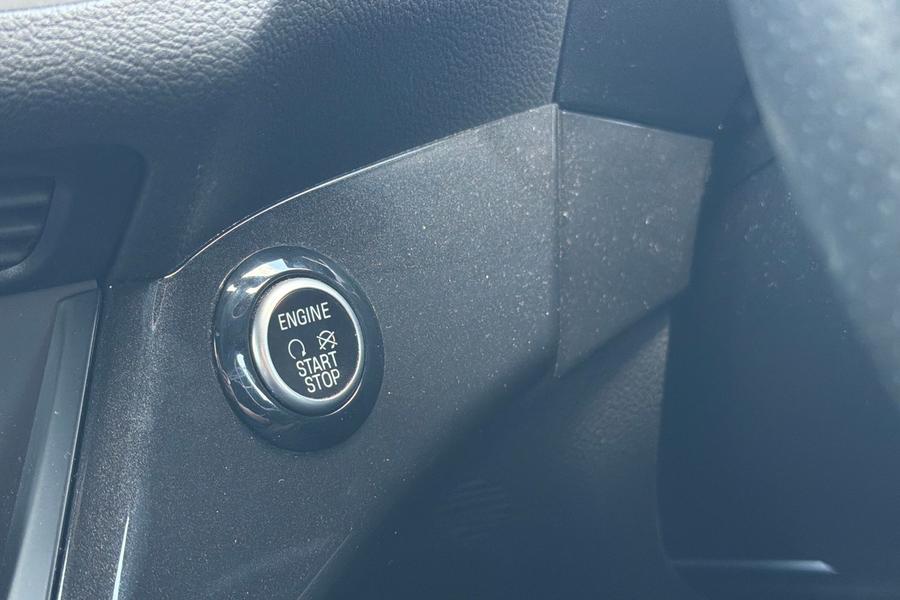 Ford KUGA Photo autoimg-d8a15e501ca59aef4f6fcb8707c5fb6aba9eb042.jpg