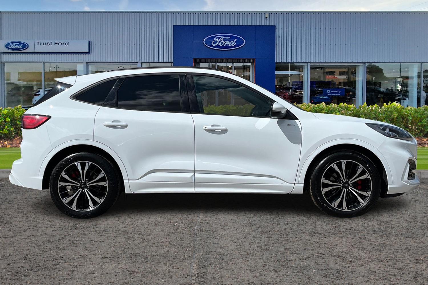 Ford Kuga Photo 2