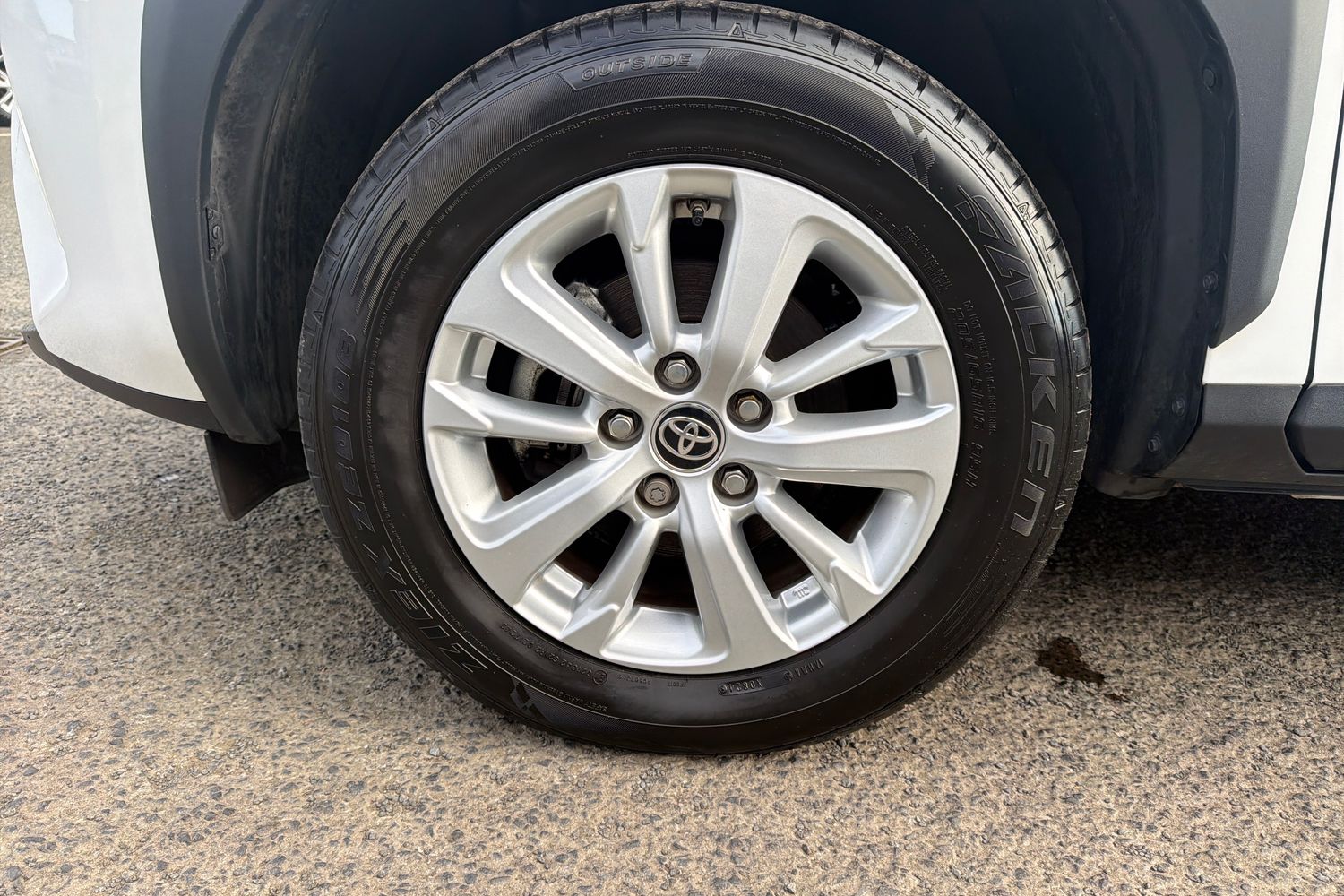 Toyota YARIS CROSS Photo 7