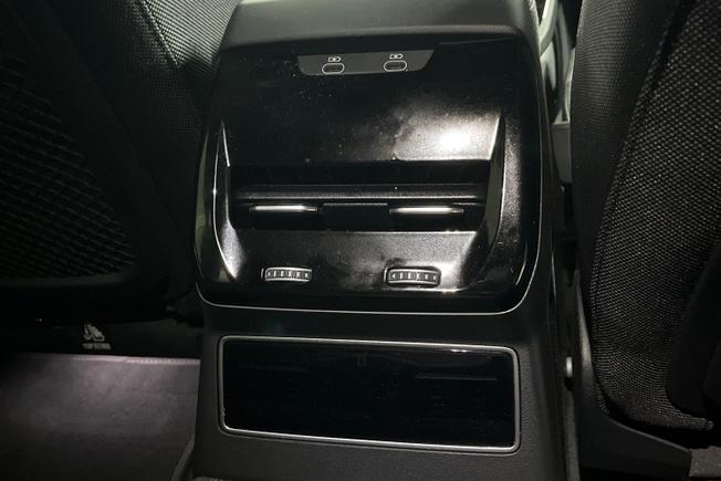 AUDI A6 Saloon Photo 29